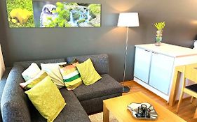 Premium Chalet 4212 Green